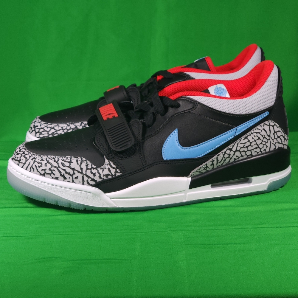 ❌️SOLD❌️ Jordan 312 Legacy Low Black Valor Blue Size 11 Mens CD7069-004 - Picture 1 of 8